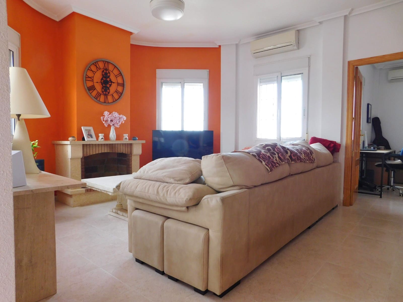 3 slaapkamer Villa te koop in Bigastro met zwembad - € 280.000 (Ref: 9337880)