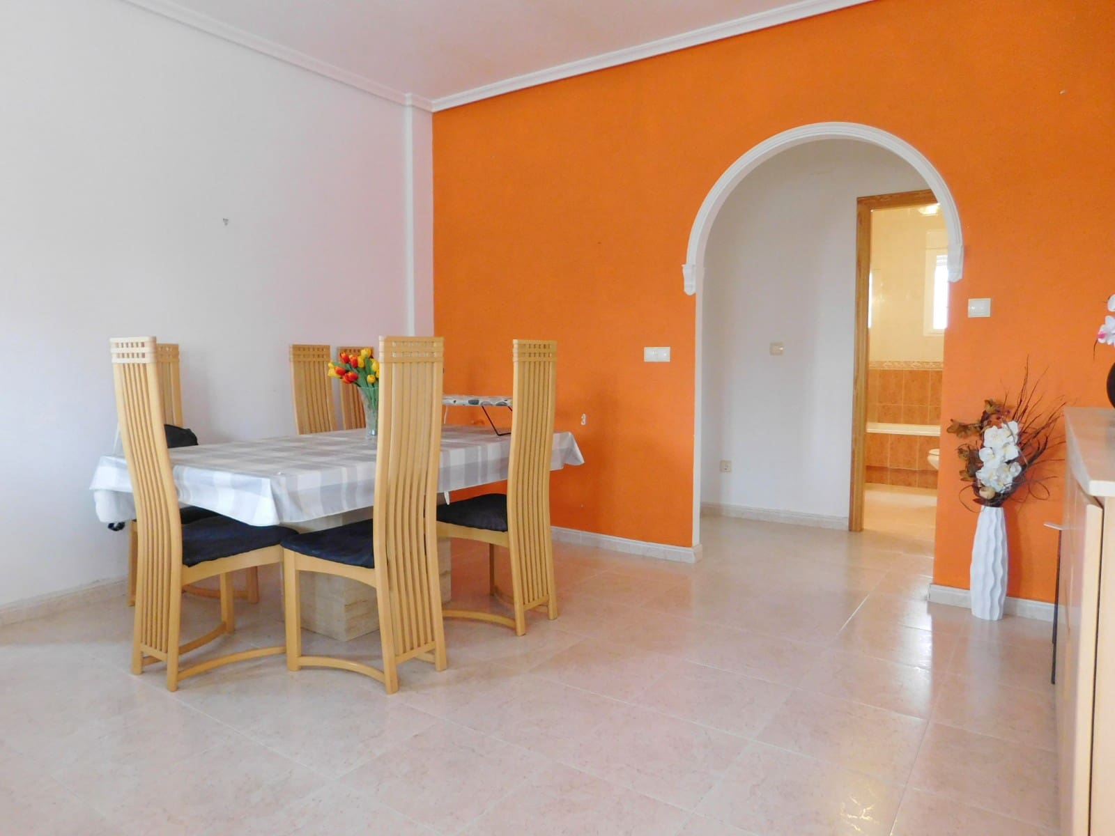 3 slaapkamer Villa te koop in Bigastro met zwembad - € 280.000 (Ref: 9337880)