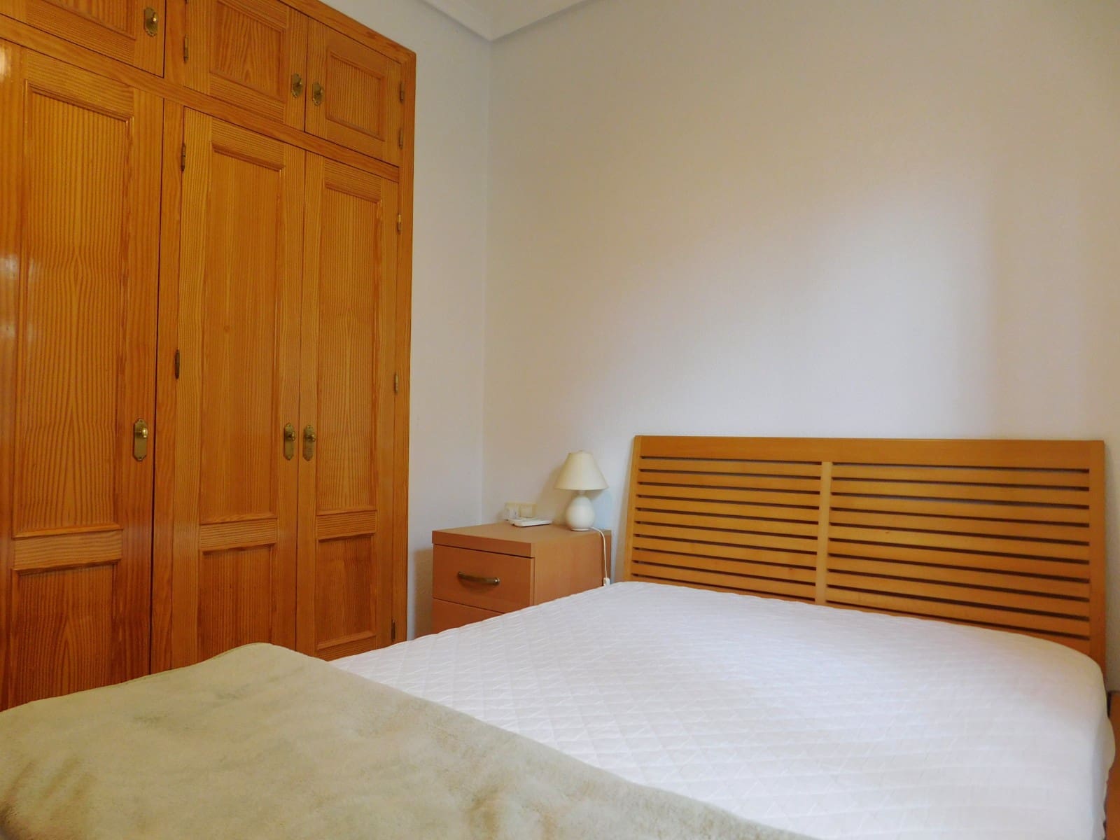 3 slaapkamer Villa te koop in Bigastro met zwembad - € 280.000 (Ref: 9337880)