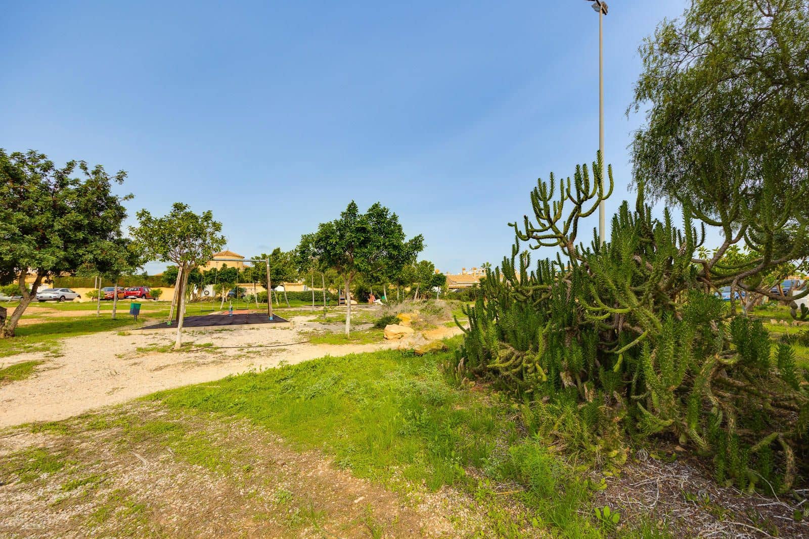 2 bedroom Villa for sale in Orihuela Costa with pool garage - € 189,969 (Ref: 9337882)