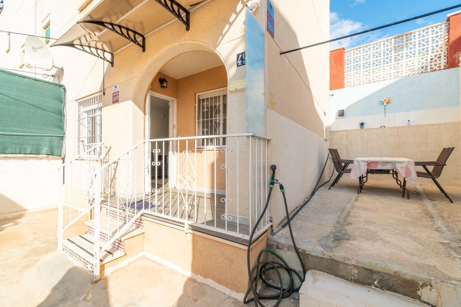 1 bedroom Bungalow for sale in Torrevieja with pool - € 109,000 (Ref: 9341757)