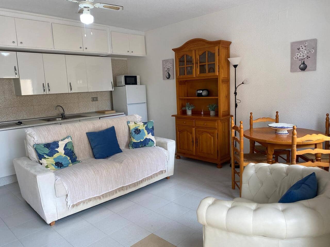 1 quarto Apartamento para arrendar em Villamartin com piscina - 650 € (Ref: 9341759)