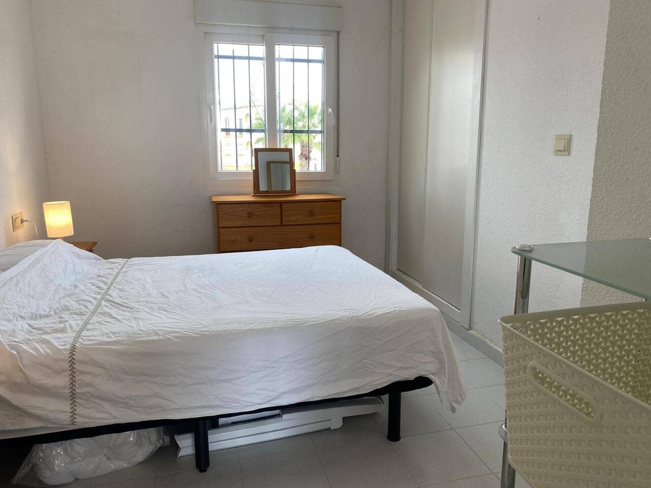 1 quarto Apartamento para arrendar em Villamartin com piscina - 650 € (Ref: 9341759)