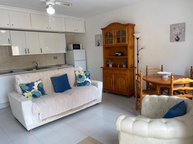 1 quarto Apartamento para arrendar em Villamartin, Orihuela com piscina - 650 € (Ref: 9341759)