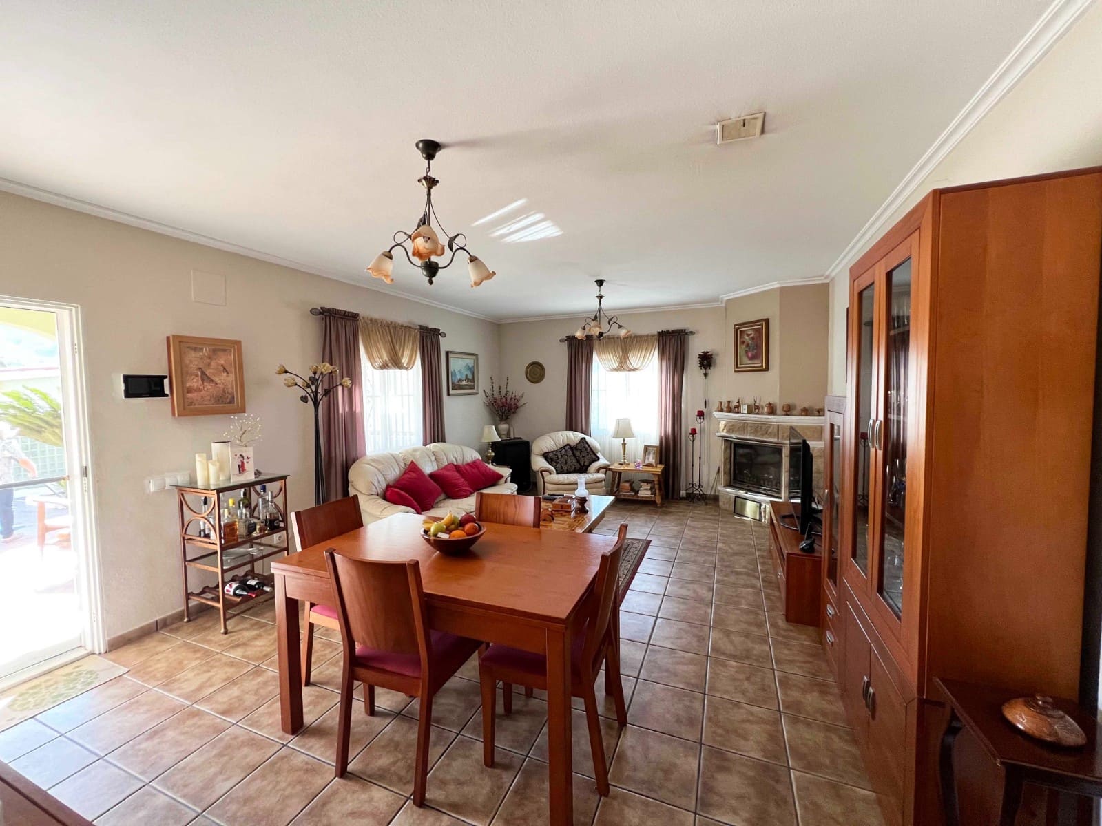 4 sypialnia Willa na sprzedaż w Hondon de los Frailes z basenem garażem - 299 950 € (Ref: 9352959)