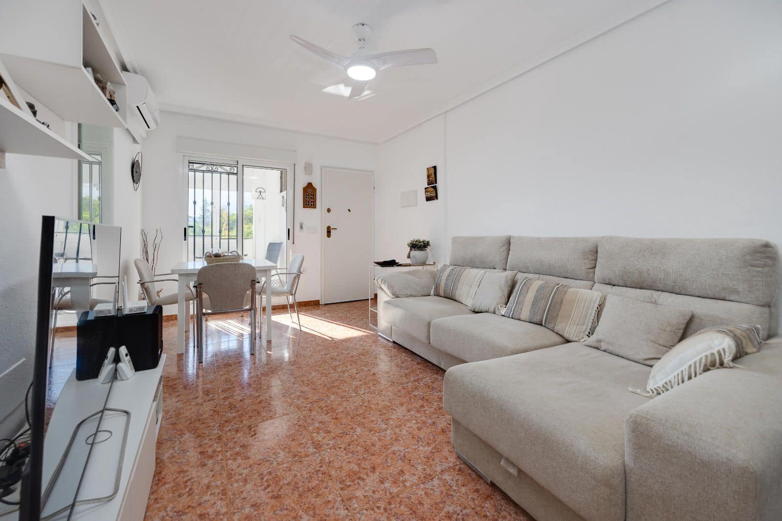 2 camera da letto Bungalow in vendita in Orihuela Costa con piscina - 174.969 € (Rif: 9371332)