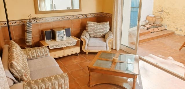 3 sovrum Finca/Hus på landet till salu i La Romana med pool - 79 995 € (Ref: 9374716)