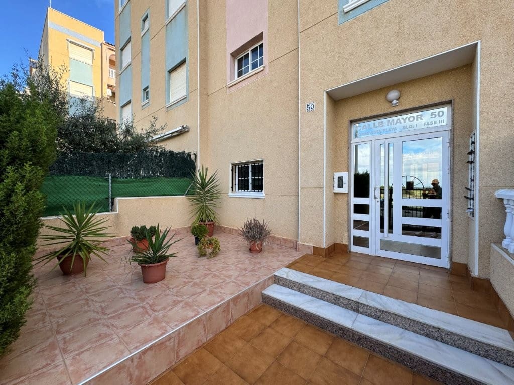 2 bedroom Apartment for sale in La Mata with pool - € 149,000 (Ref: 9384896)
