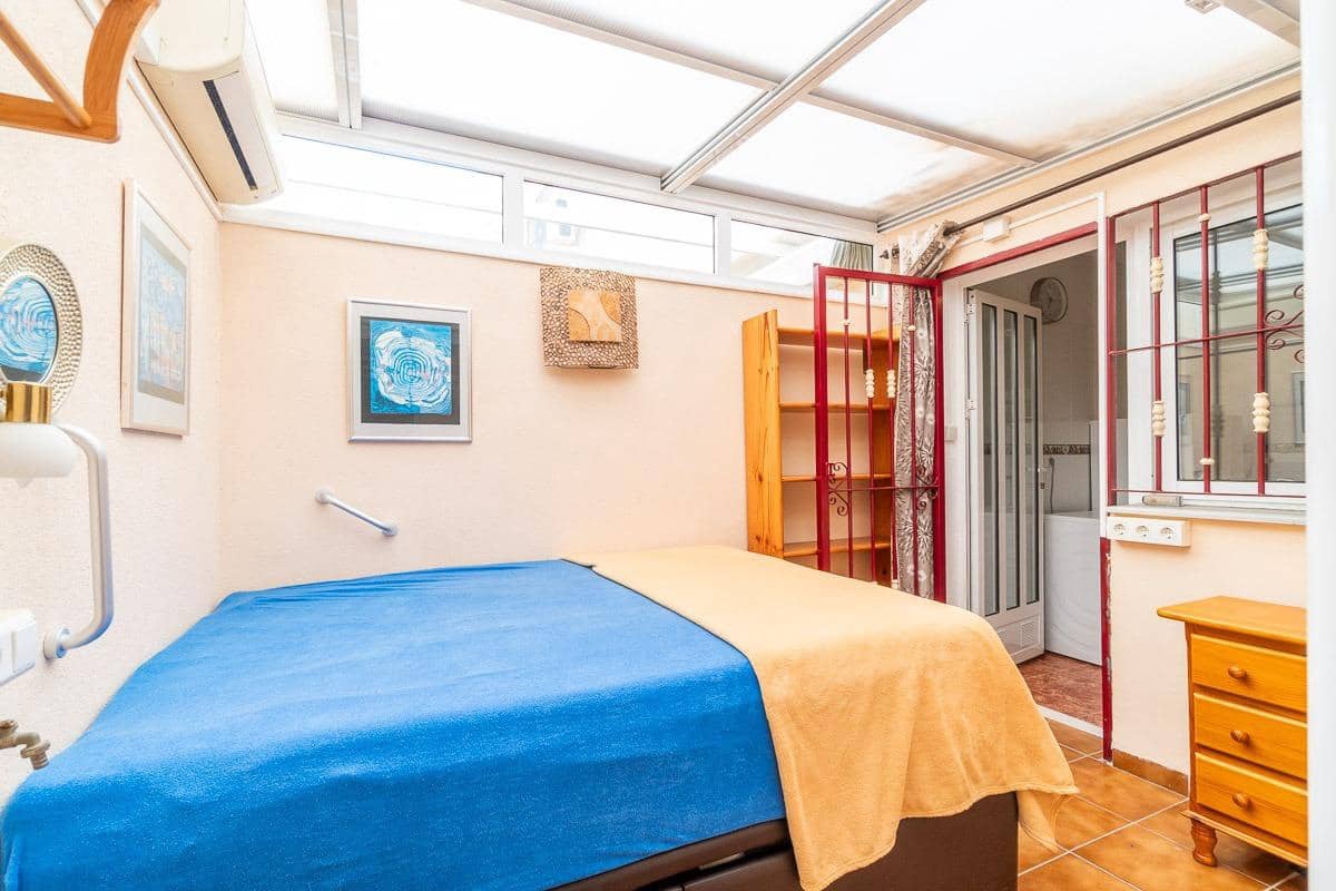 3 chambre Maison de Ville à vendre à Orihuela Costa avec piscine - 169 000 € (Ref: 9386677)