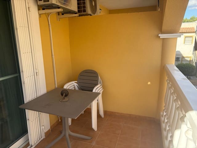 2 bedroom Townhouse for sale in Algorfa with pool garage - € 145,000 (Ref: 9388374)