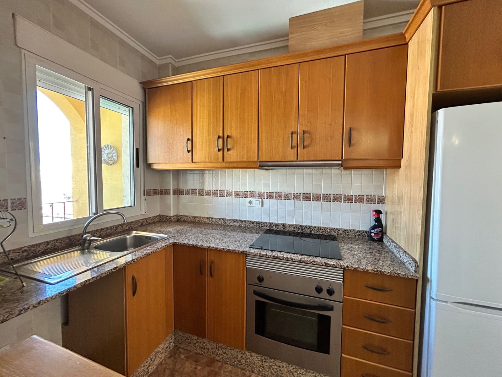 3 makuuhuone Huoneisto myytävänä paikassa Jacarilla mukana 
autotalli - 120 000 € (Ref: 9393999)