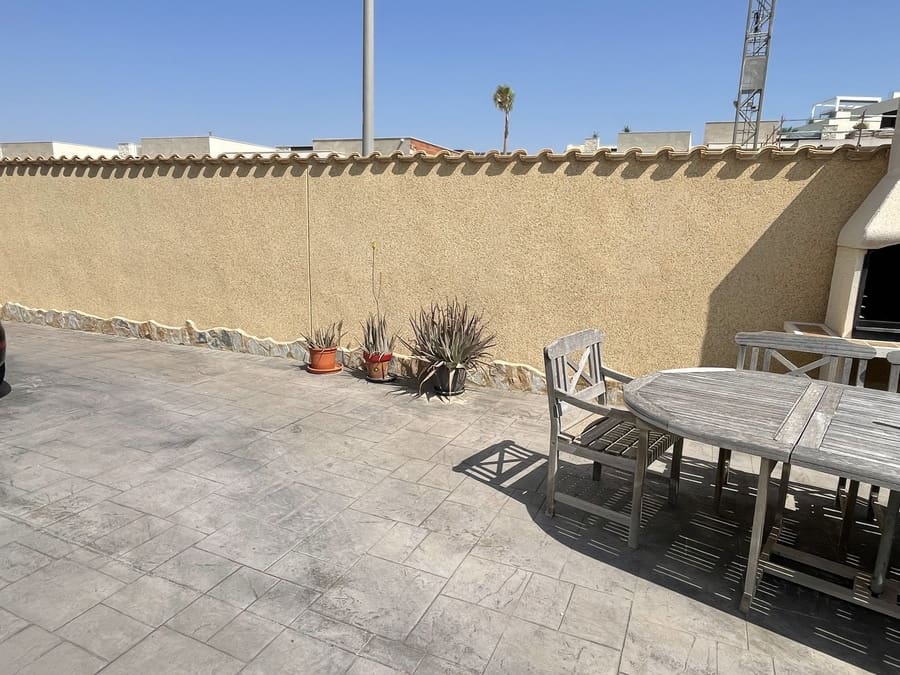 4 sypialnia Willa na sprzedaż w Ciudad Quesada z basenem - 329 800 € (Ref: 9407843)