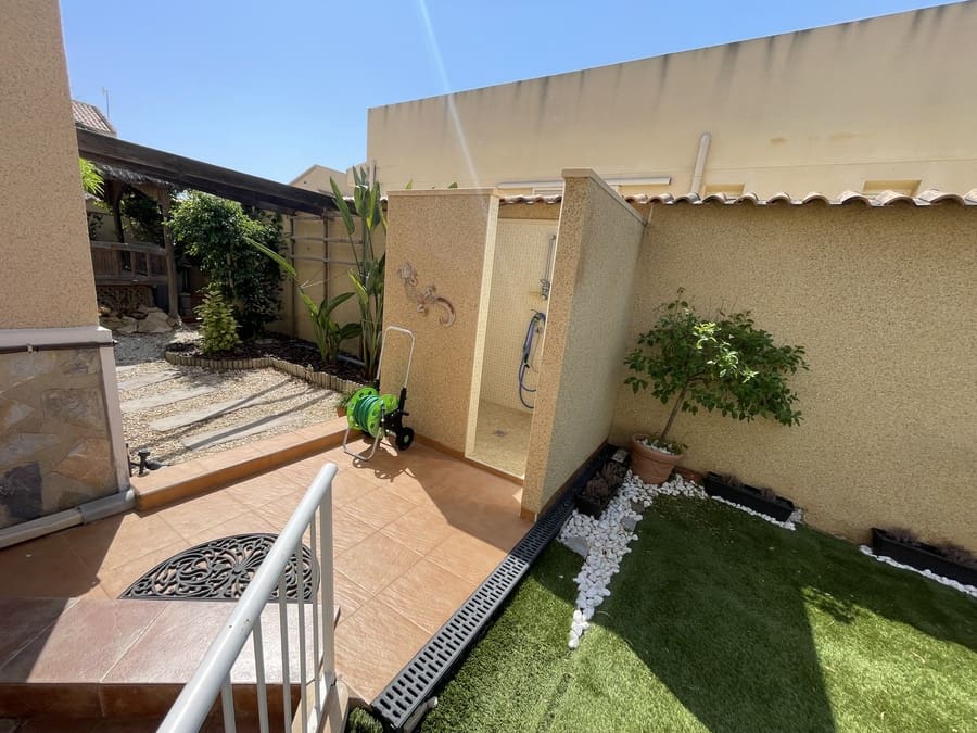 4 sypialnia Willa na sprzedaż w Ciudad Quesada z basenem - 329 800 € (Ref: 9407843)