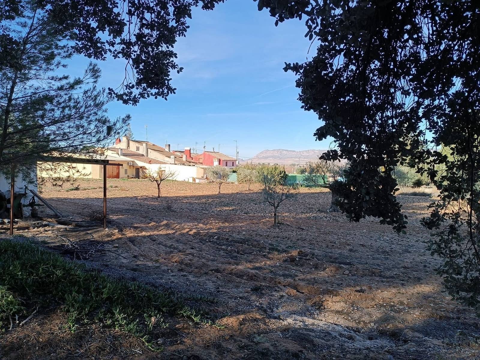 6 soveværelse Finca/Landehus til salg i Yecla med swimmingpool garage - € 130.000 (Ref: 9407848)