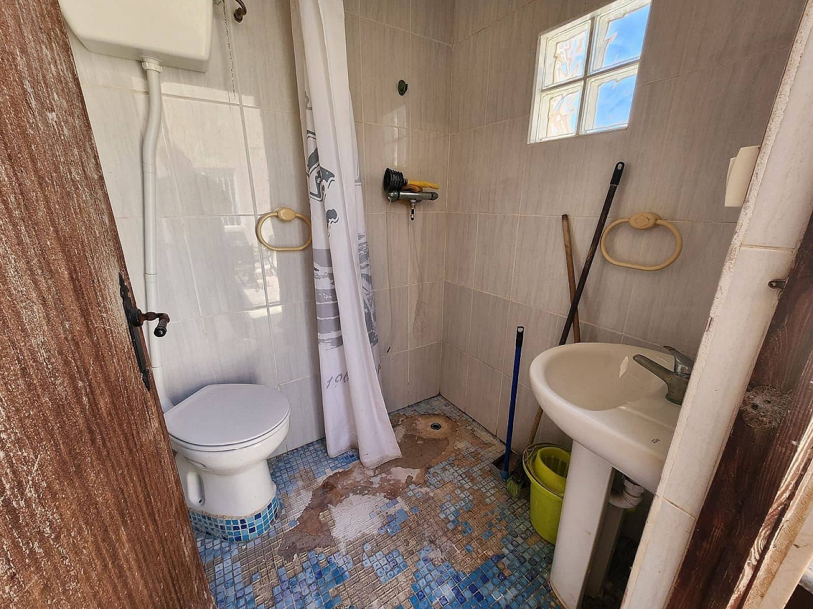 6 sovrum Finca/Hus på landet till salu i L'Alguena / Alguenya med pool - 135 000 € (Ref: 9407852)