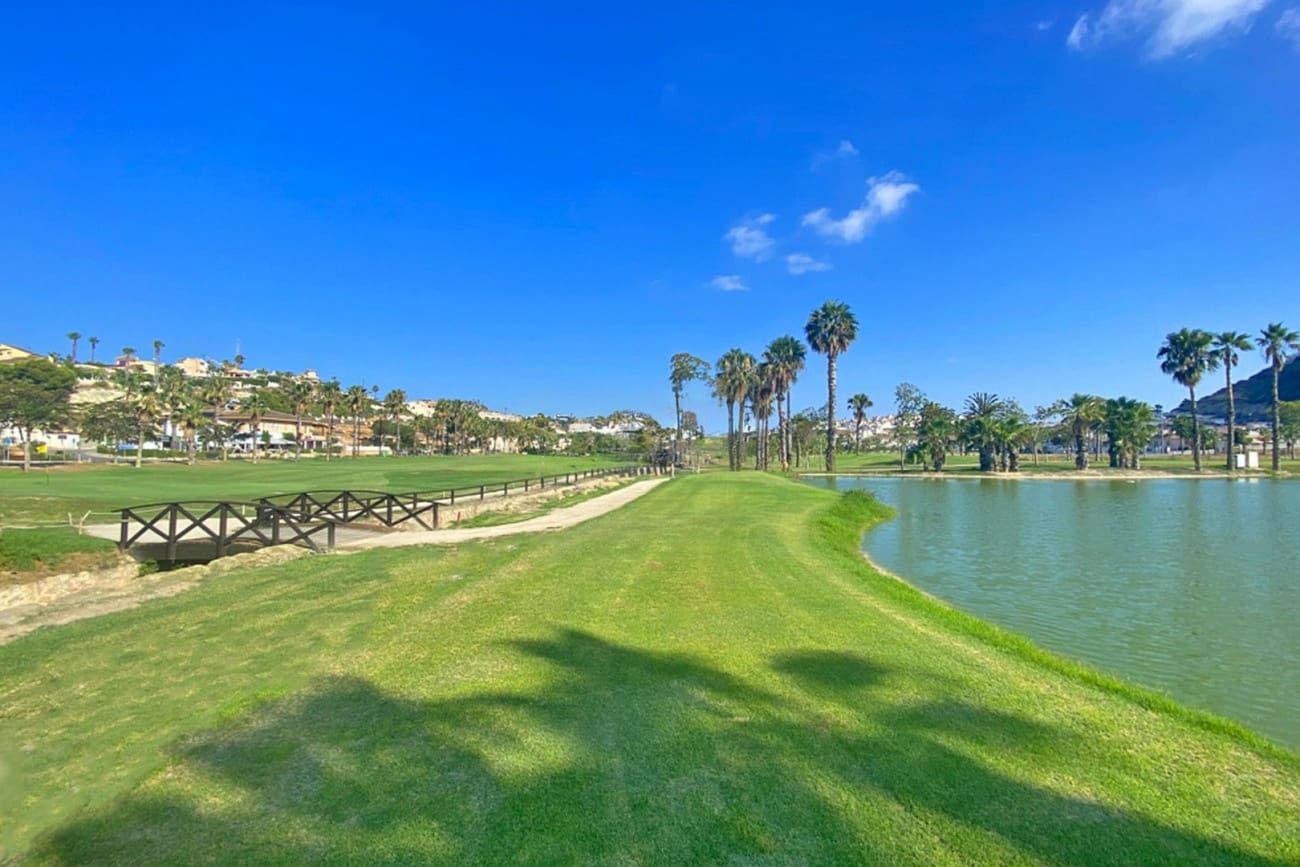 3 quarto Moradia para venda em La Marquesa com piscina garagem - 349 900 € (Ref: 9413038)