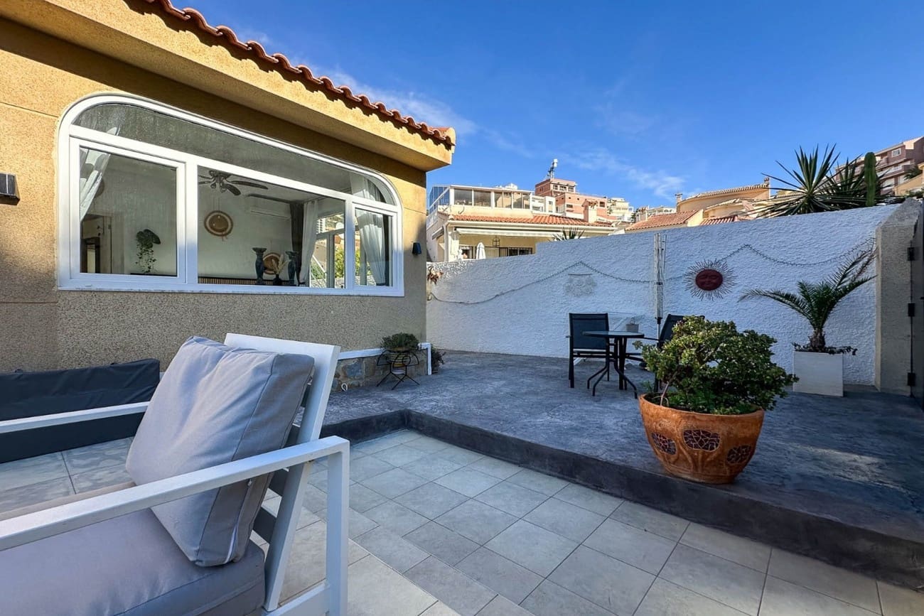 3 quarto Moradia para venda em La Marquesa com piscina garagem - 349 900 € (Ref: 9413038)