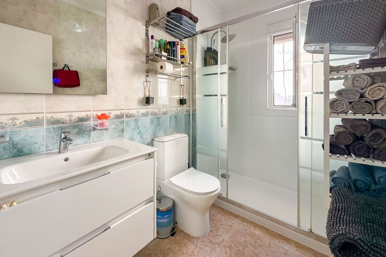 3 quarto Moradia para venda em La Marquesa com piscina garagem - 349 900 € (Ref: 9413038)