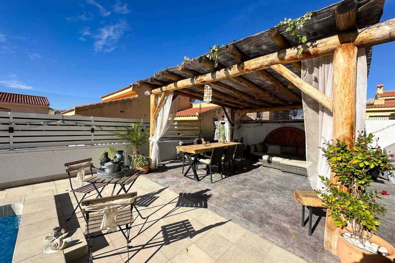 3 quarto Moradia para venda em La Marquesa com piscina garagem - 349 900 € (Ref: 9413038)