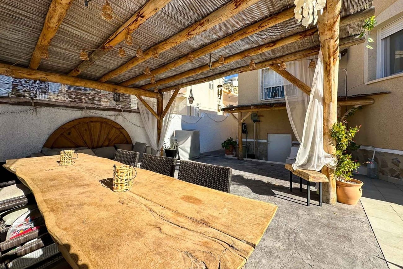 3 quarto Moradia para venda em La Marquesa com piscina garagem - 349 900 € (Ref: 9413038)