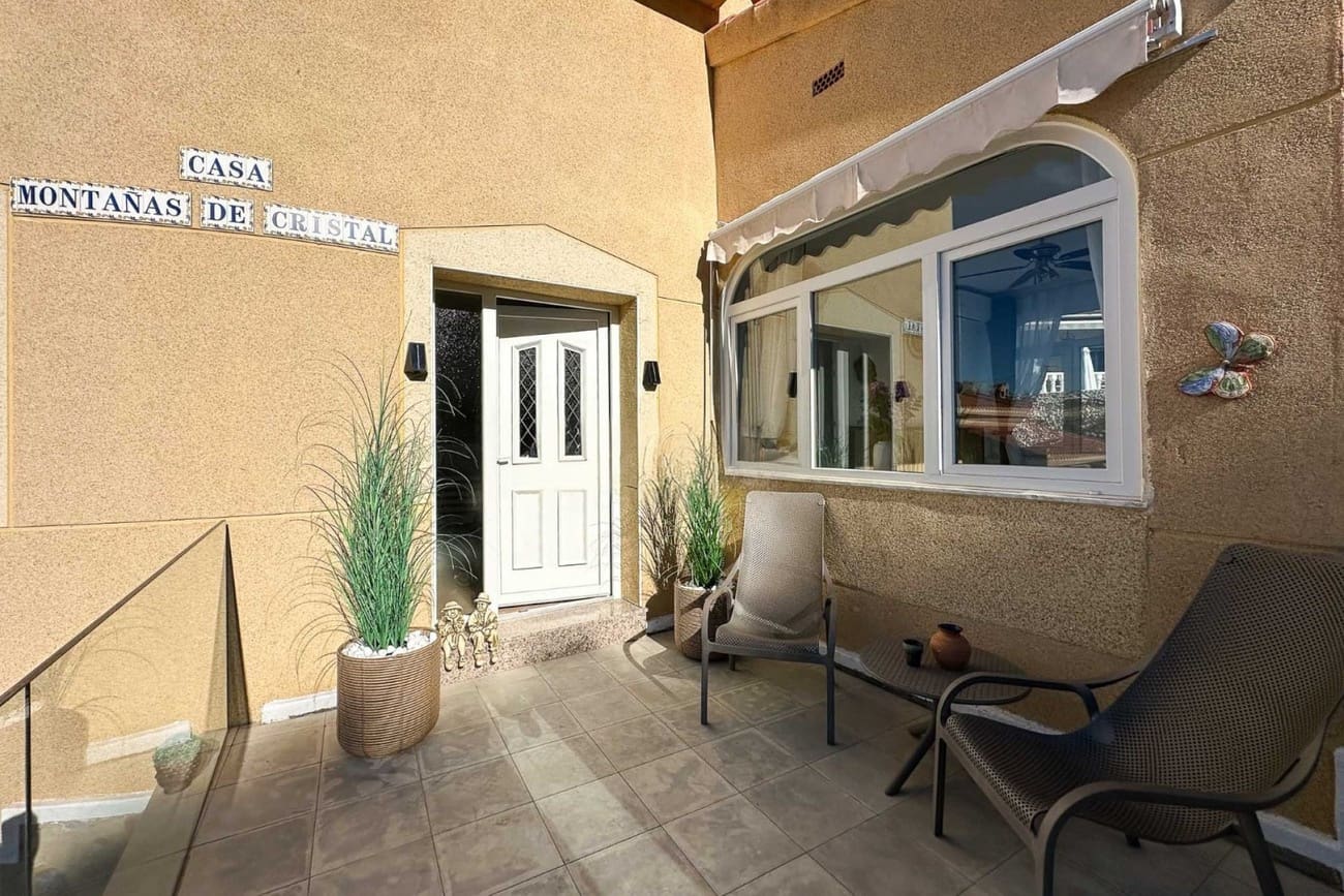 3 quarto Moradia para venda em La Marquesa com piscina garagem - 349 900 € (Ref: 9413038)