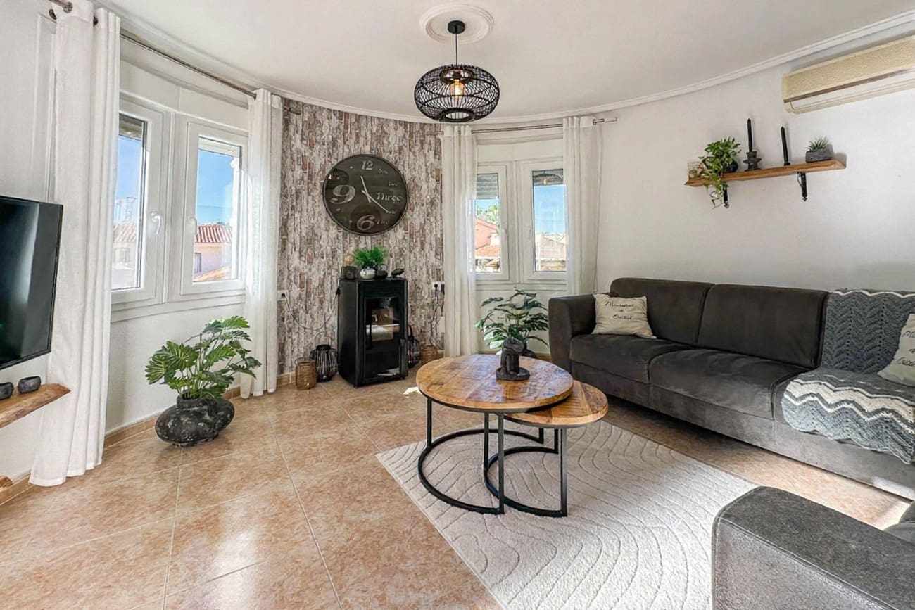 3 quarto Moradia para venda em La Marquesa com piscina garagem - 349 900 € (Ref: 9413038)