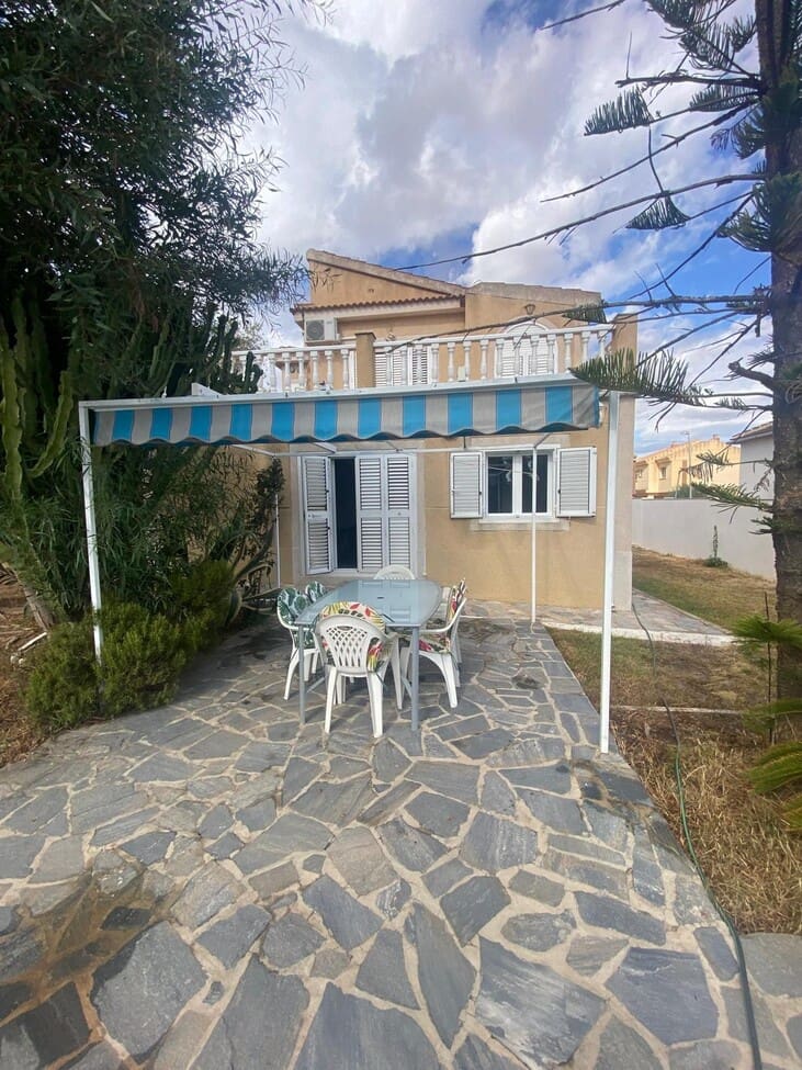 5 bedroom Villa for sale in Los Balcones with pool garage - € 350,000 (Ref: 9413041)