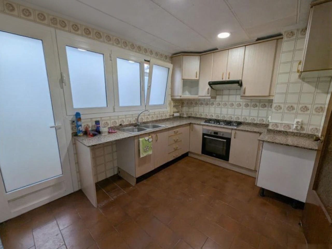 4 sovrum Lägenhet till salu i Sax - 76 000 € (Ref: 9432677)