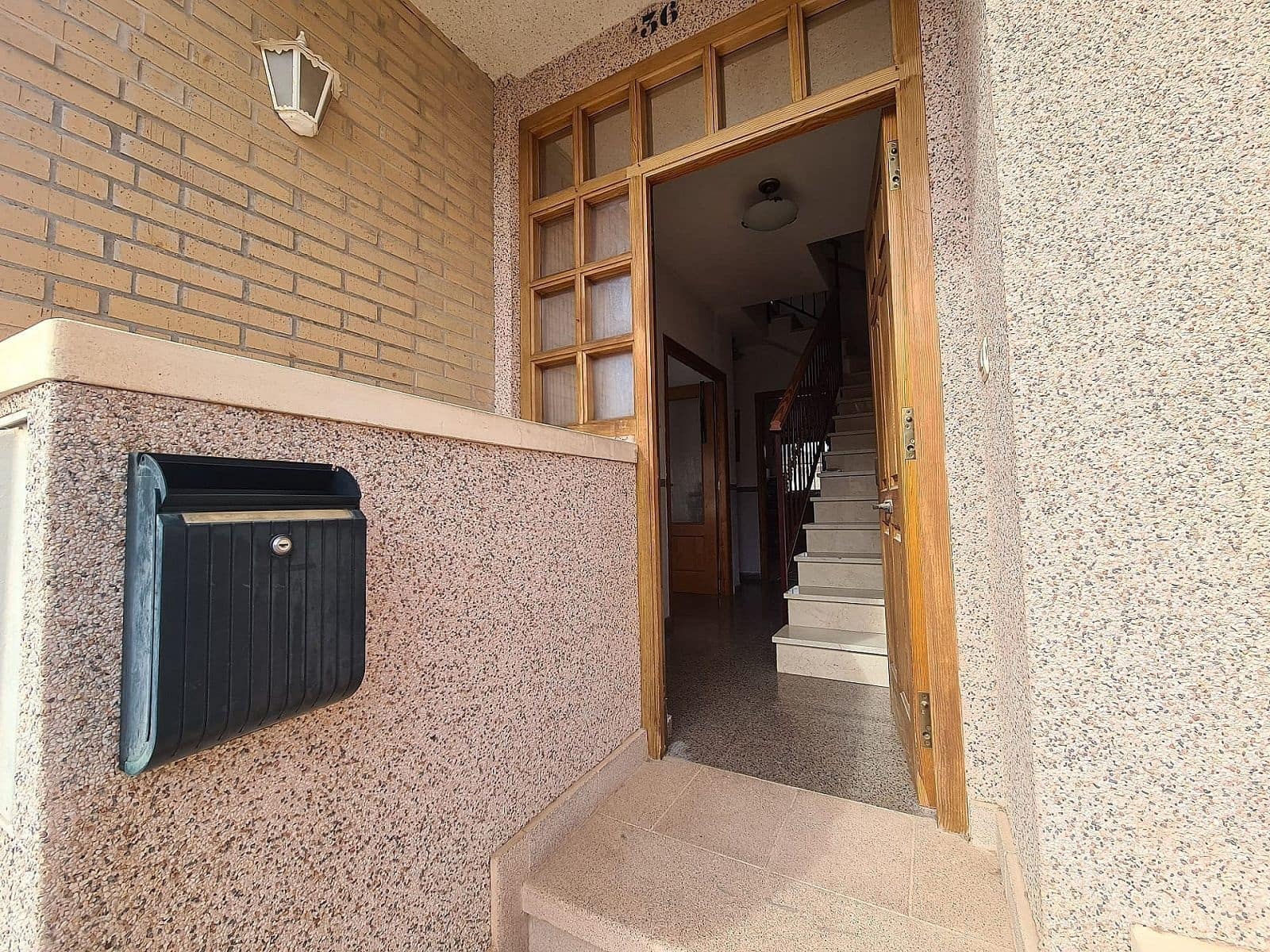 4 soveværelse Byhus til salg i Salinas med swimmingpool - € 89.995 (Ref: 9445500)