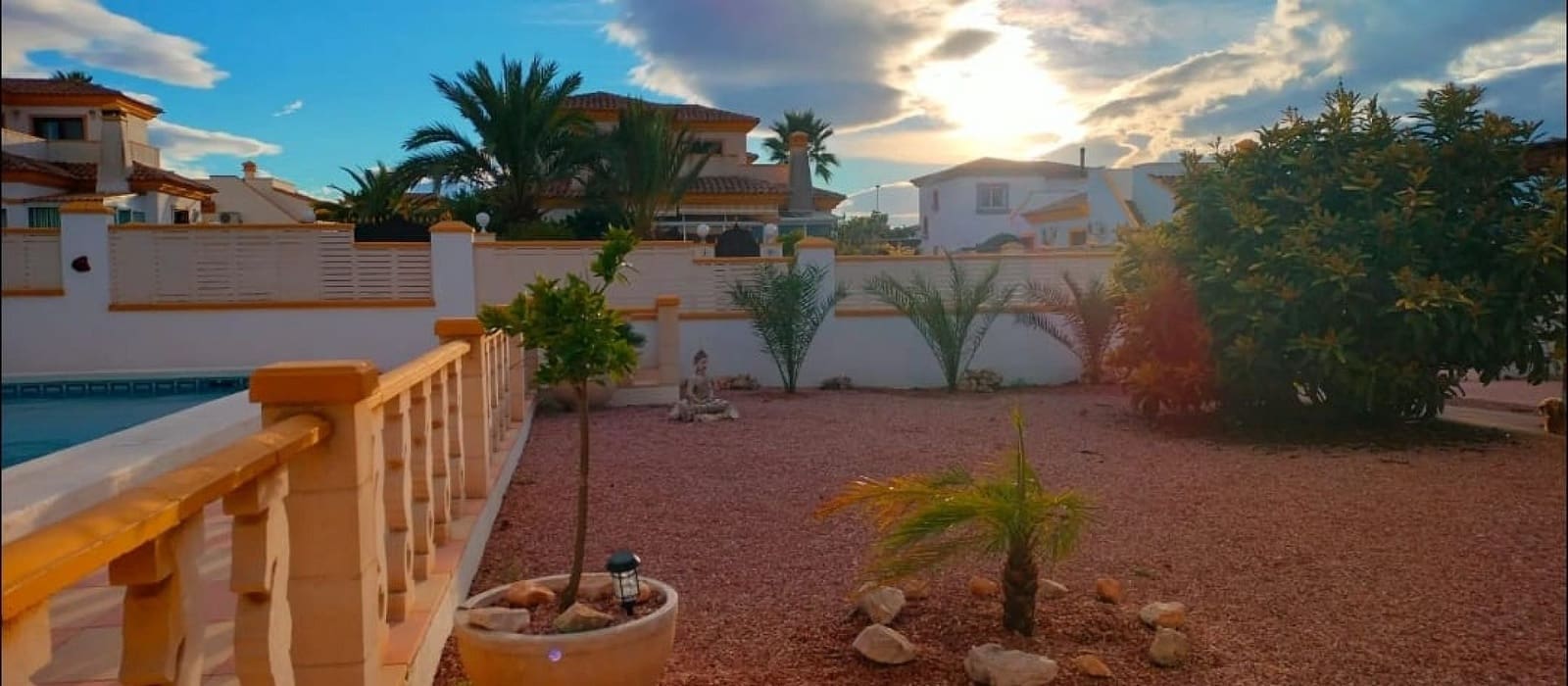 2 quarto Moradia para venda em Hondon de las Nieves com piscina - 249 999 € (Ref: 9445501)