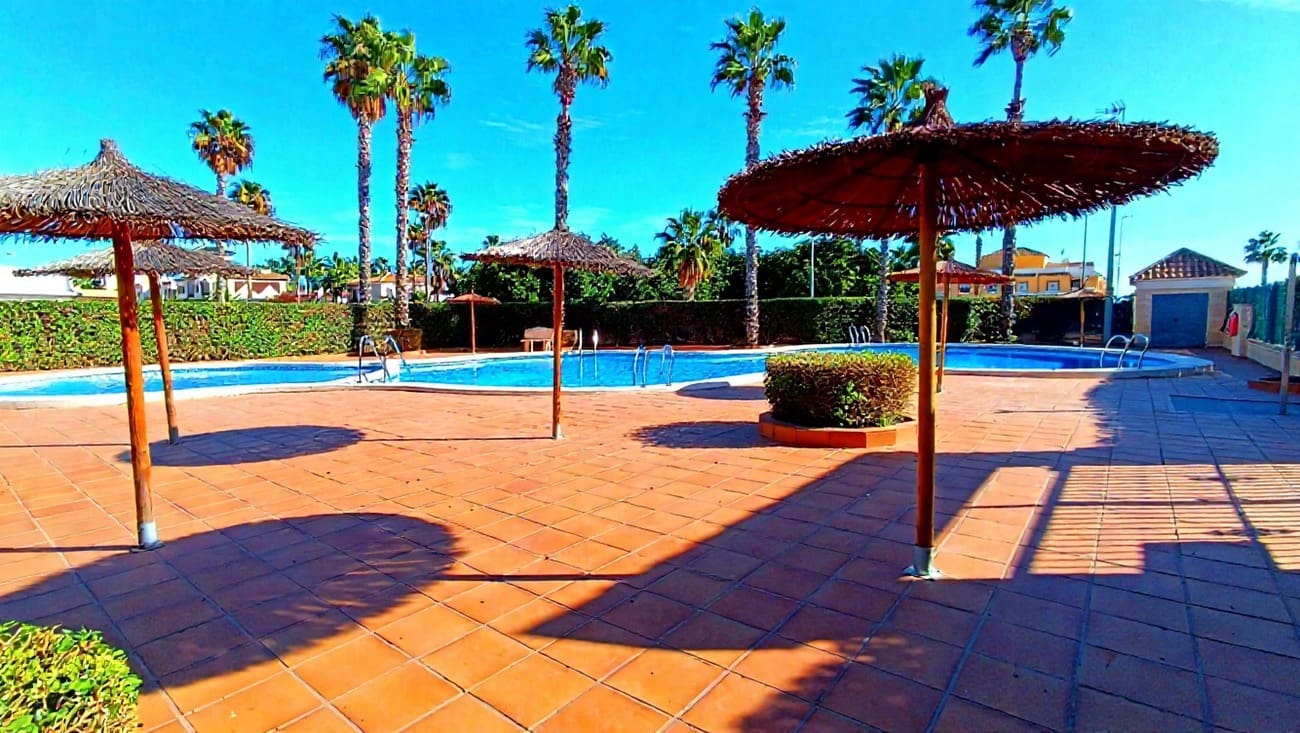 2 sovrum Bungalow till salu i Dona Pepa med pool - 139 000 € (Ref: 9455803)