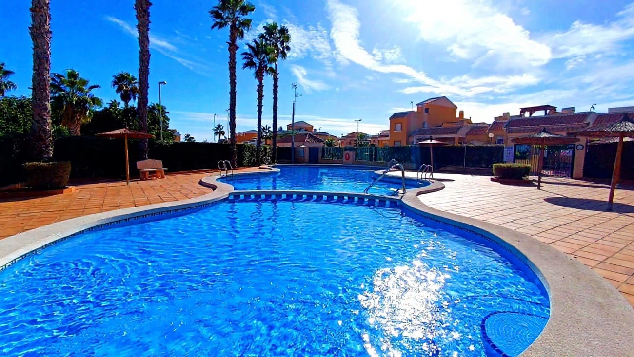 2 sovrum Bungalow till salu i Dona Pepa med pool - 139 000 € (Ref: 9455803)