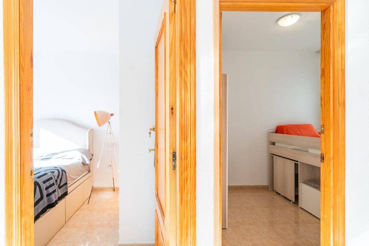 2 soverom Leilighet til salgs i Torrevieja med svømmebasseng - € 129 000 (Ref: 9478924)