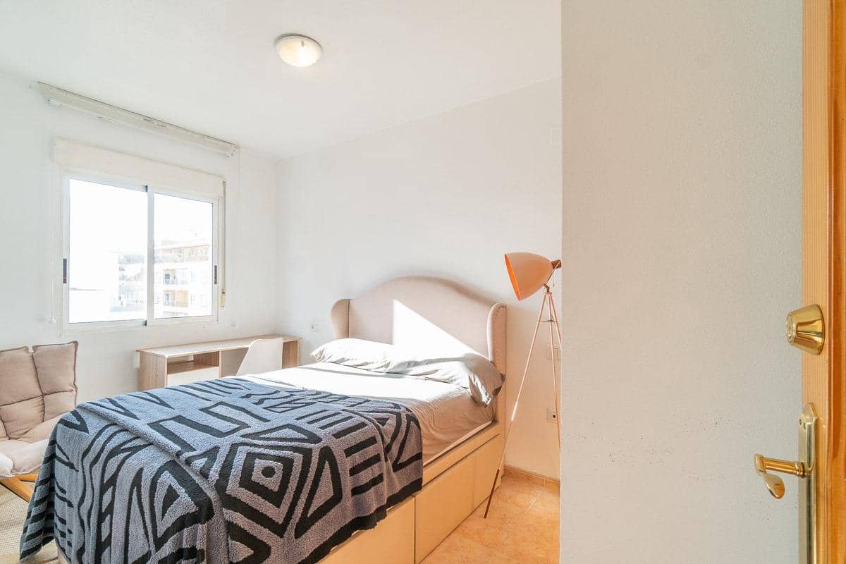 2 soverom Leilighet til salgs i Torrevieja med svømmebasseng - € 129 000 (Ref: 9478924)