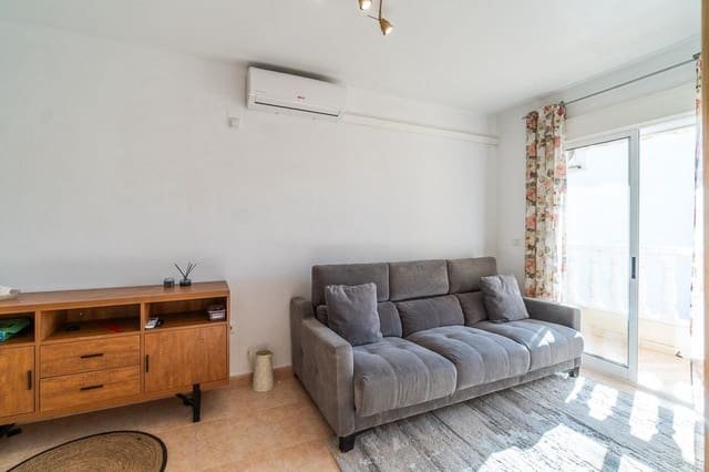 2 soverom Leilighet til salgs i Centro - Muelle Pesquero, Torrevieja med svømmebasseng - € 129 000 (Ref: 9478924)