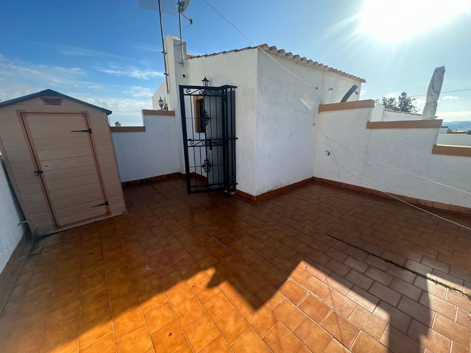 Casa de 3 habitaciones en Orihuela en venta con piscina - 180.000 € (Ref: 9483665)