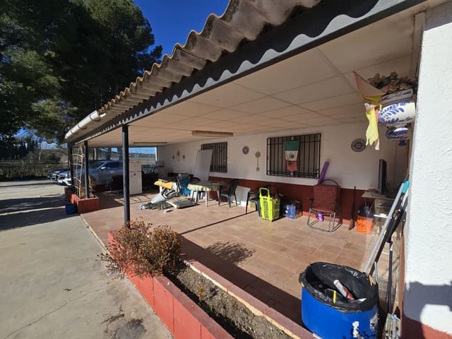 Chalet de 7 habitaciones en Villena en venta con piscina - 149.995 € (Ref: 9519389)