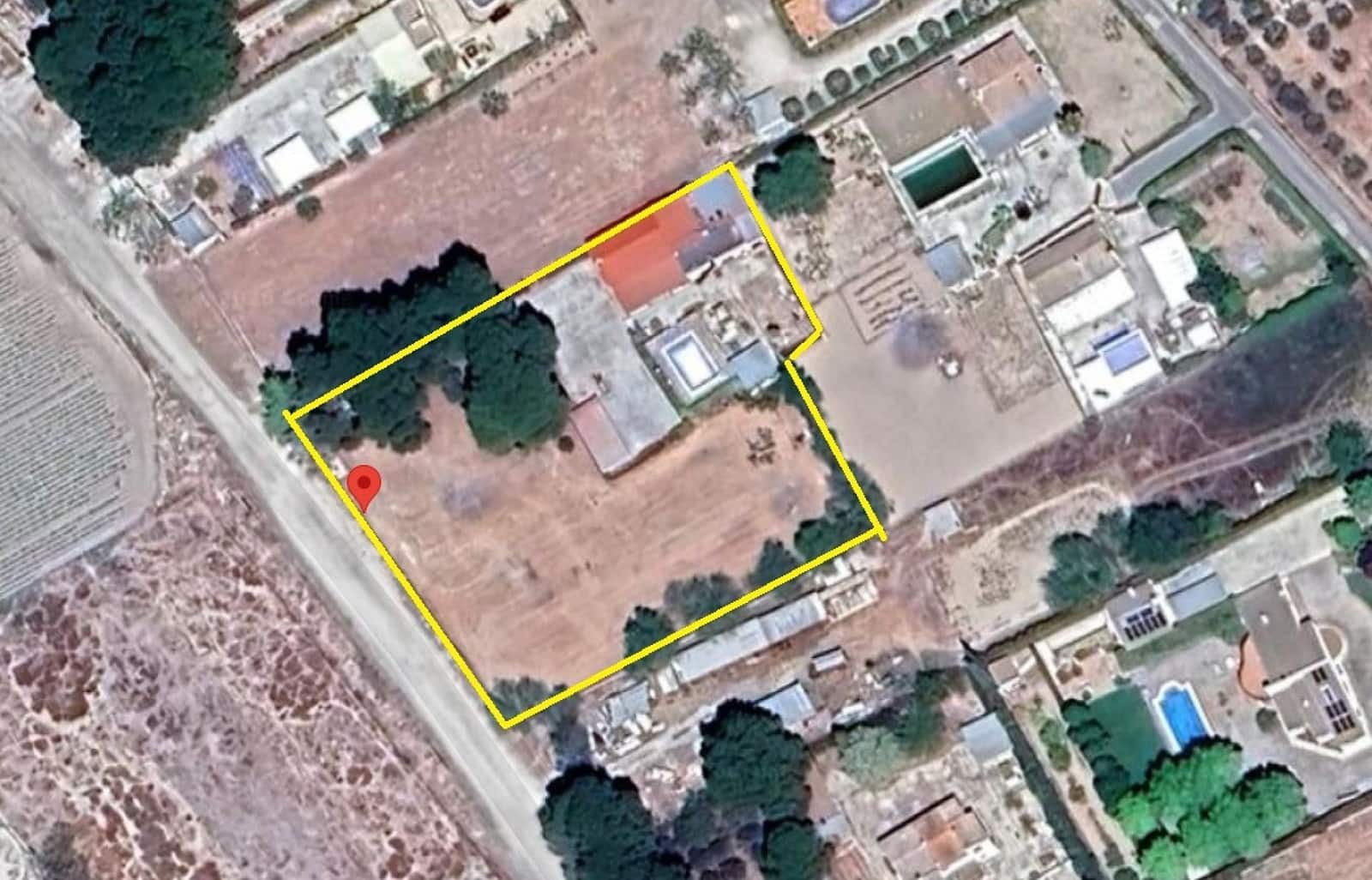 Chalet de 7 habitaciones en Villena en venta con piscina - 149.995 € (Ref: 9519389)