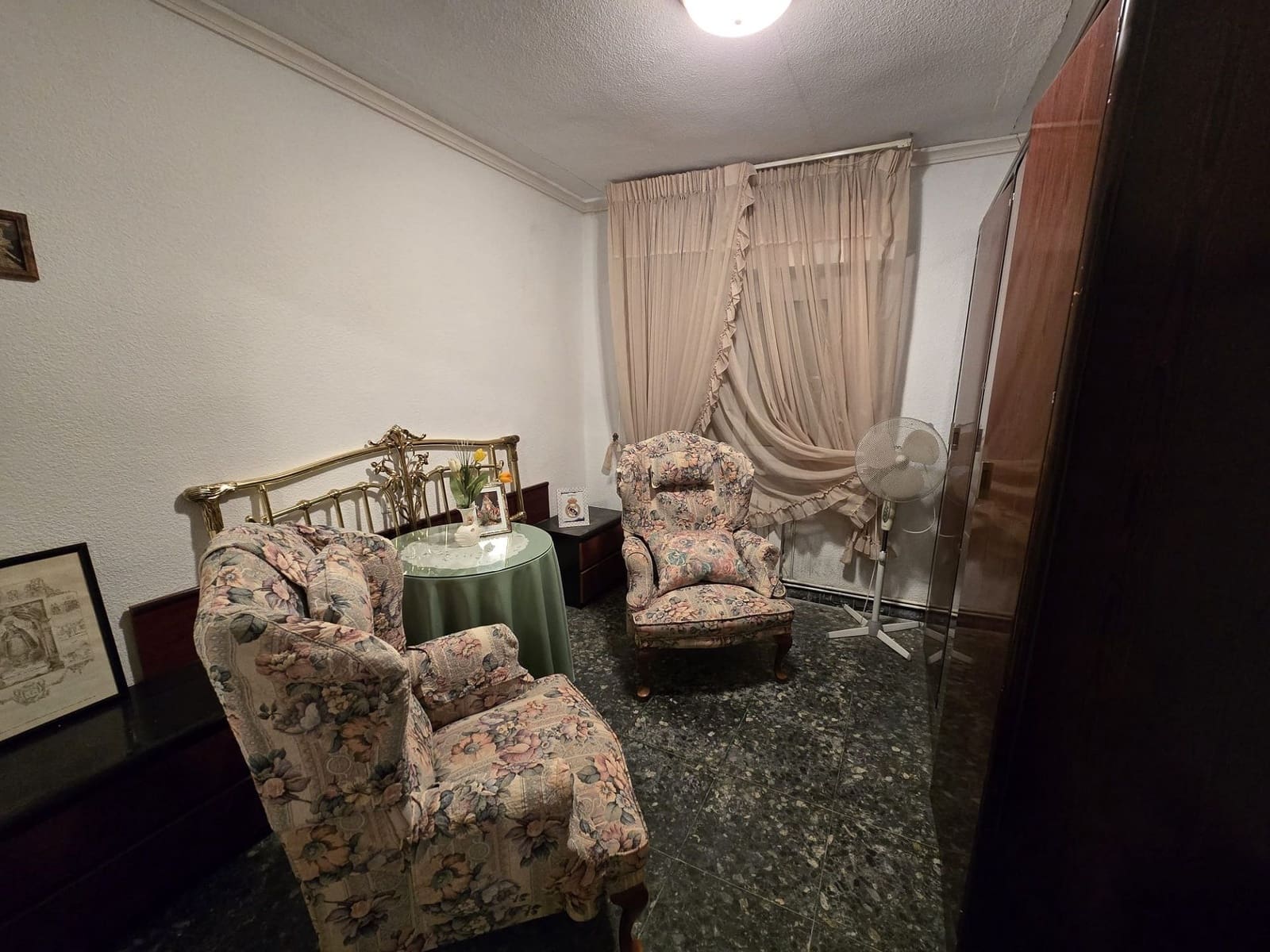 Chalet de 7 habitaciones en Villena en venta con piscina - 149.995 € (Ref: 9519389)