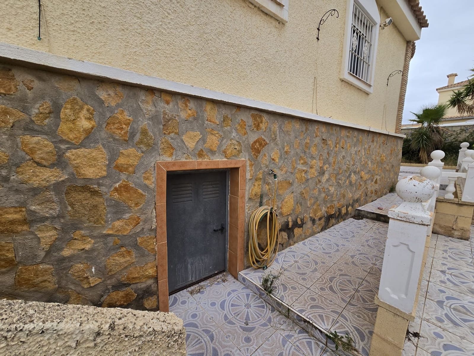5 quarto Moradia para venda em Monforte del Cid com piscina - 350 000 € (Ref: 9523526)