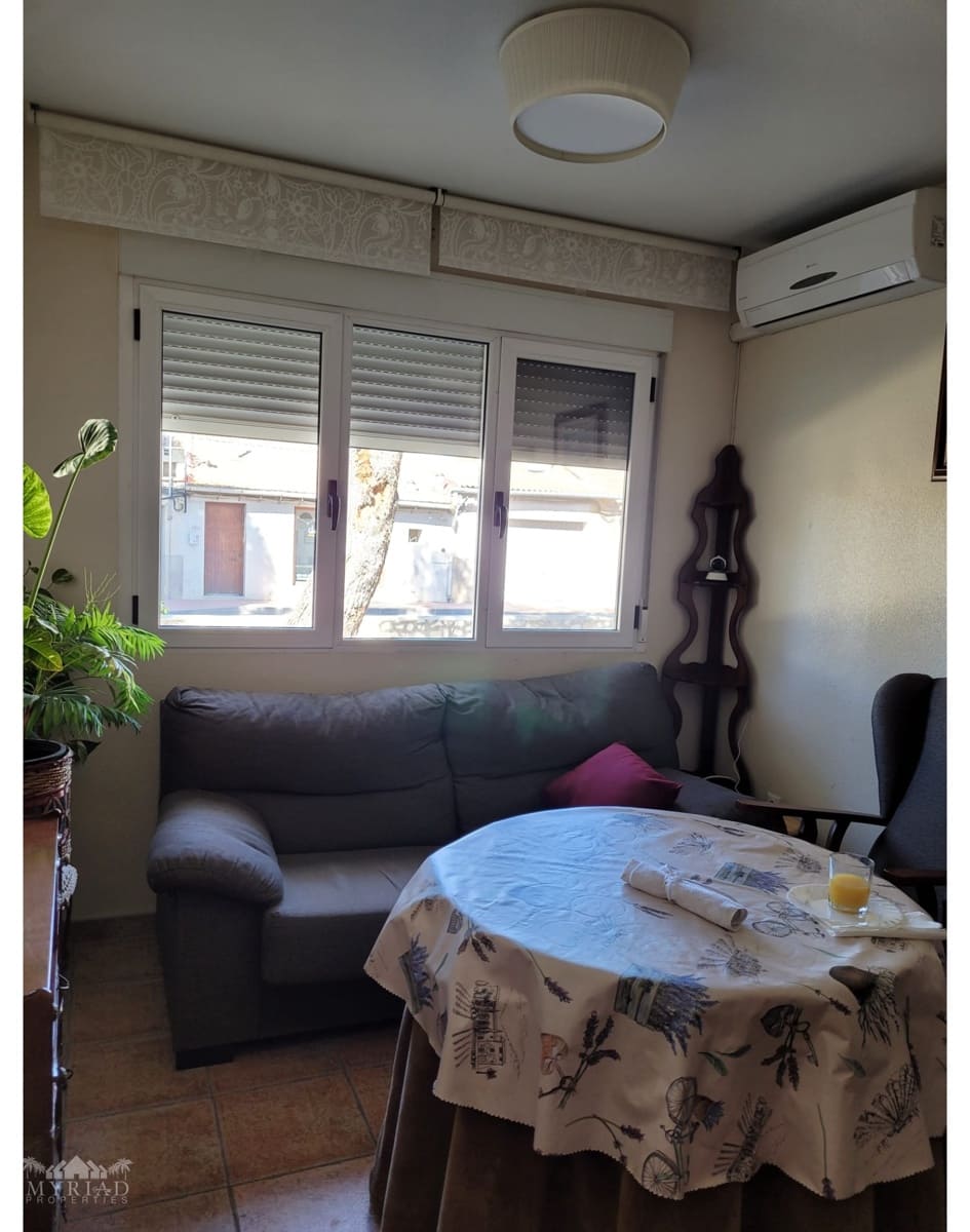 5 soverom Hus til salgs i Pinoso - € 125 000 (Ref: 9523528)