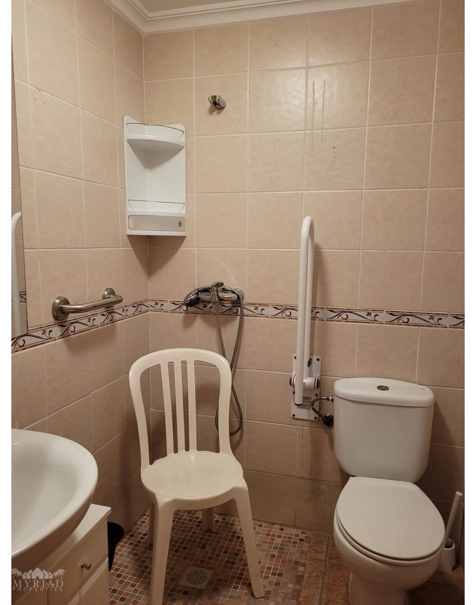 5 soverom Hus til salgs i Pinoso - € 125 000 (Ref: 9523528)