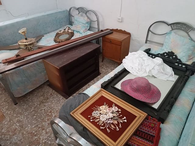 6 chambre Finca/Maison de Campagne à vendre à Yecla avec piscine - 79 000 € (Ref: 9525531)