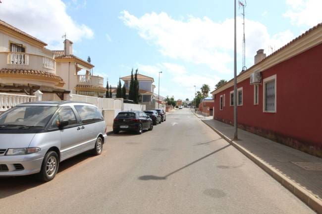 3 bedroom Villa for sale in El Algar with pool - € 185,000 (Ref: 9533329)