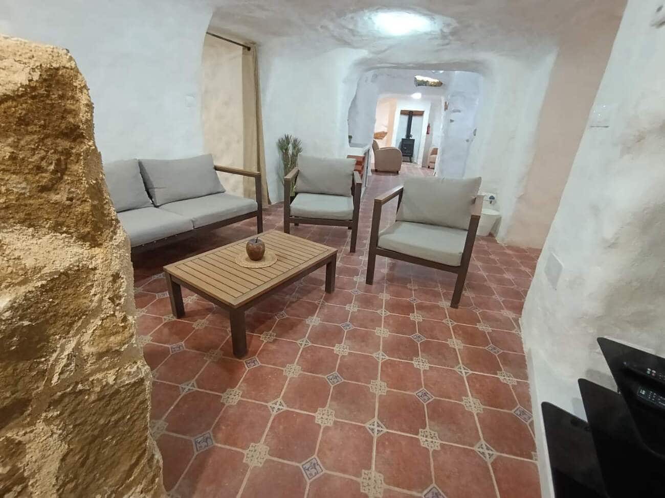 5 bedroom Finca/Country House for sale in L'Alguena / Alguenya - € 225,000 (Ref: 9533330)
