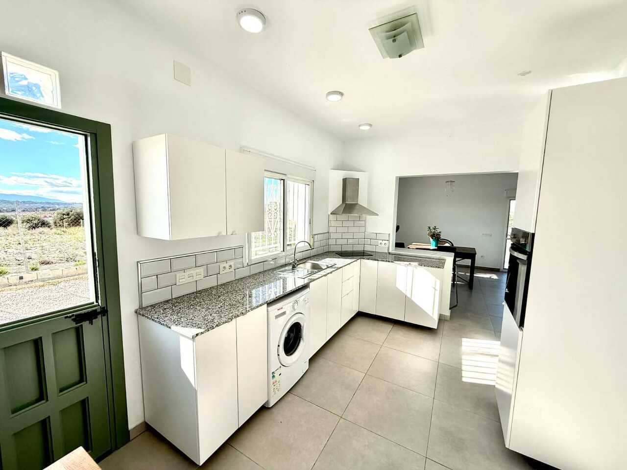 3 soveværelse Villa til salg i Fortuna - € 240.000 (Ref: 9550352)