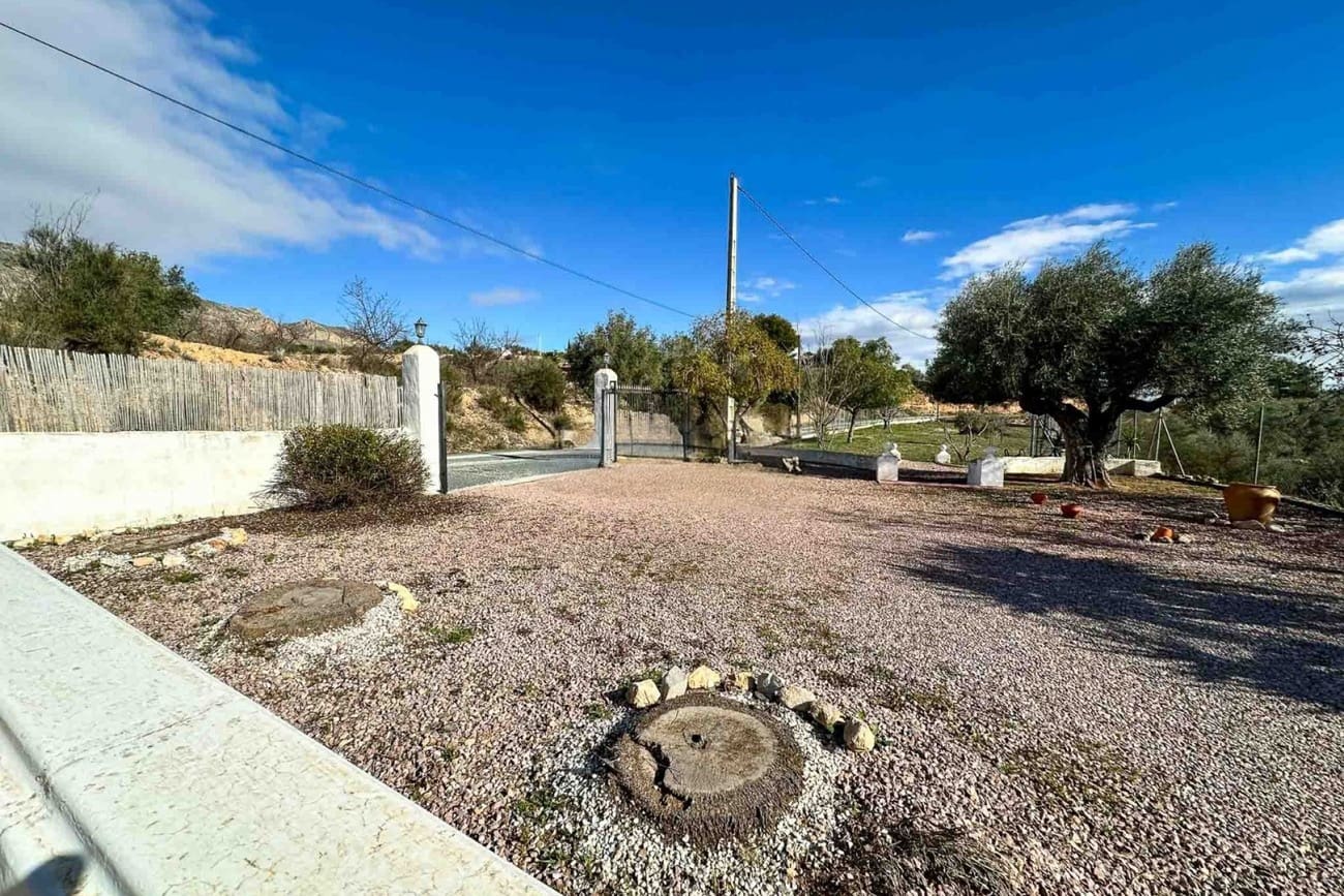 3 sovrum Villa till salu i Hondon de las Nieves med pool - 269 950 € (Ref: 9557409)