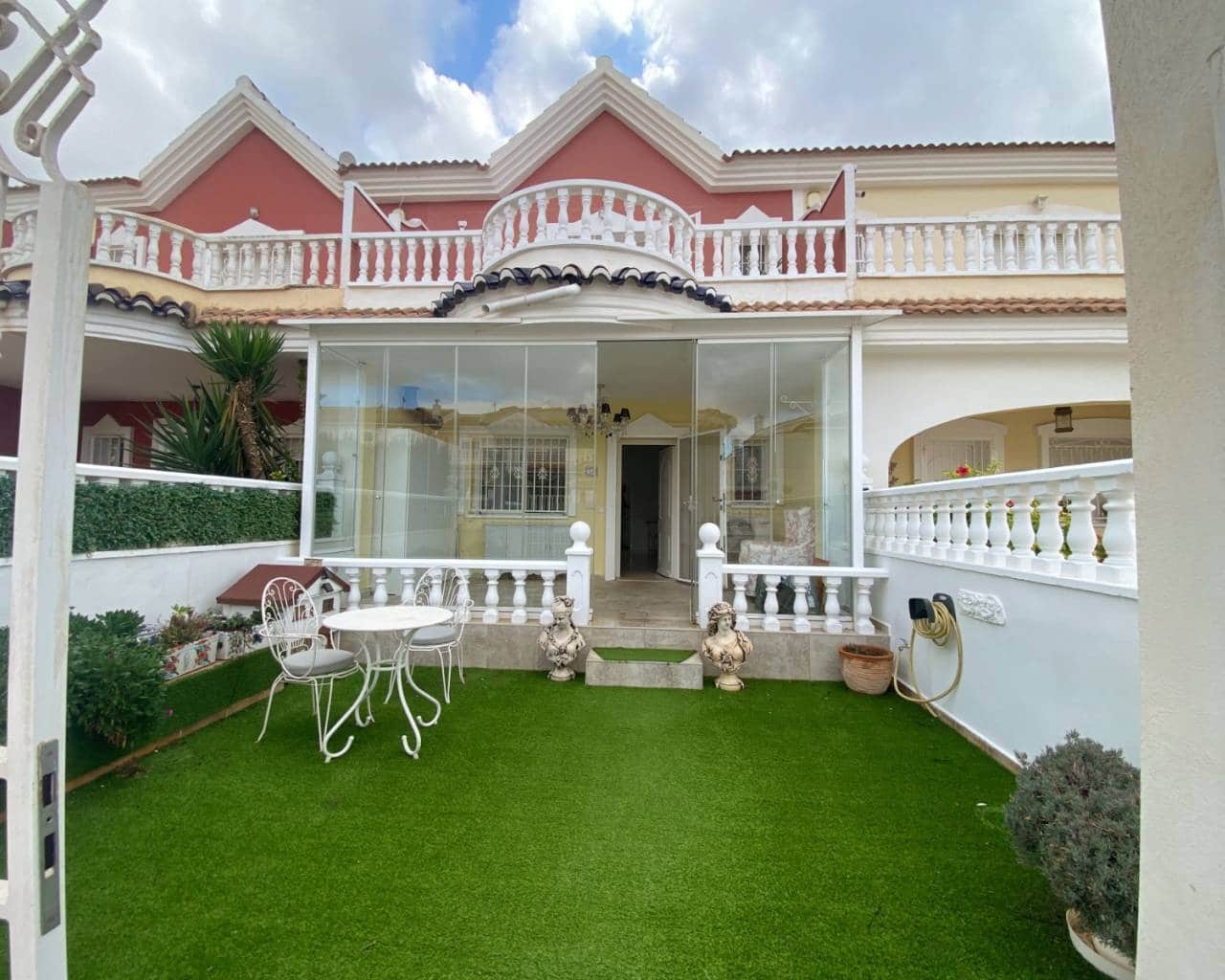 2 bedroom Townhouse for sale in Benijofar with pool - € 189,990 (Ref: 9557411)