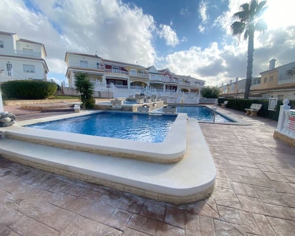 2 makuuhuone Omakotitalo myytävänä paikassa Benijófar mukana uima-altaan - 189 990 € (Ref: 9557411)