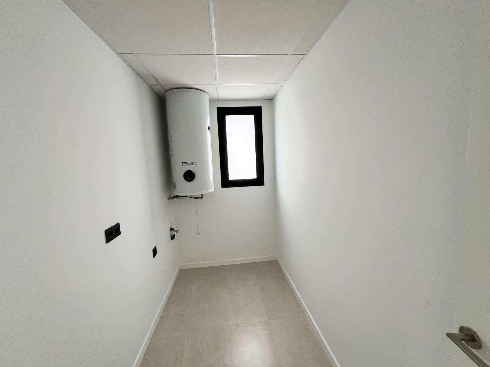 3 makuuhuone Huvila myytävänä paikassa Aspe mukana uima-altaan - 369 000 € (Ref: 9564033)